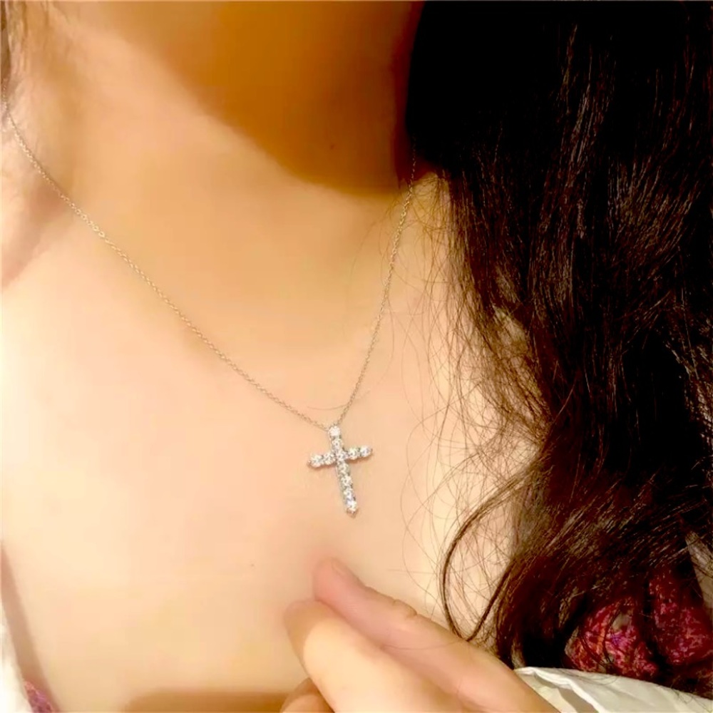 Necklace Pendant S925 Cross Cubic Zirconia - Picture 1 of 5
